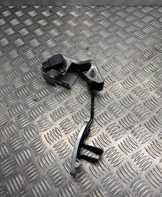 Nissan 350Z Accelerator throttle pedal 