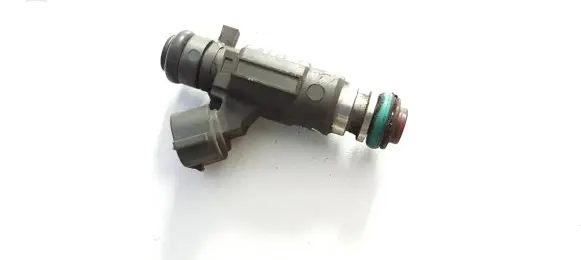 Nissan X-Trail T30 Fuel injector FBJC100 0002403