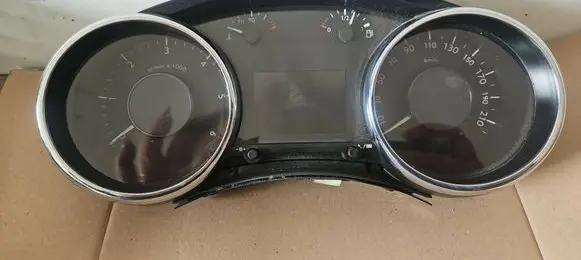 Peugeot 5008 Speedometer (instrument cluster) 9666276380 00177441 69189270U