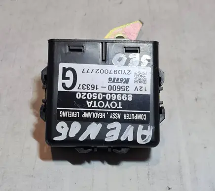 Toyota Avensis T250 Light module LCM 8996005020 2YD97002777