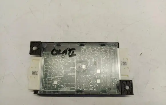 Mercedes-Benz GLA H247 Keyless system antenna A1679009423