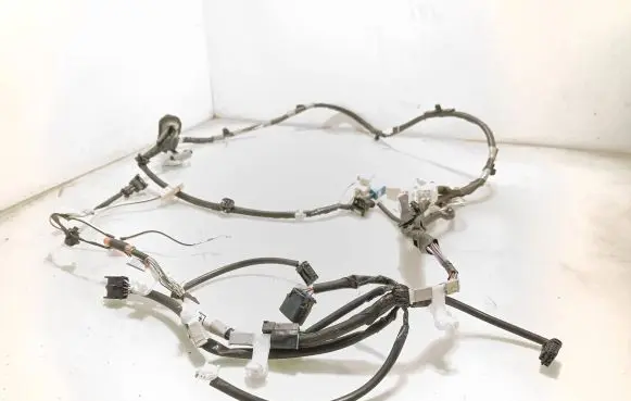 Toyota Avensis T270 Tailgate/trunk wiring harness 8218405150 821840