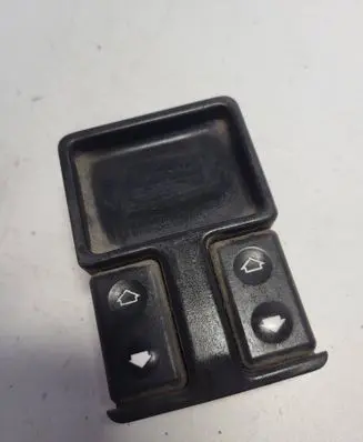BMW 5 E34 Electric window control switch 8350341