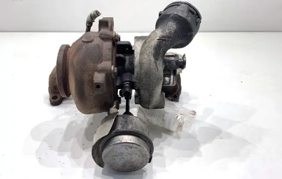 Volkswagen Polo IV 9N3 Turbo 045253019J