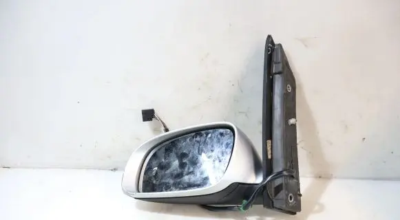 Volkswagen Touran I Front door electric wing mirror 