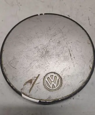 Volkswagen Golf II Original wheel cap 323601149