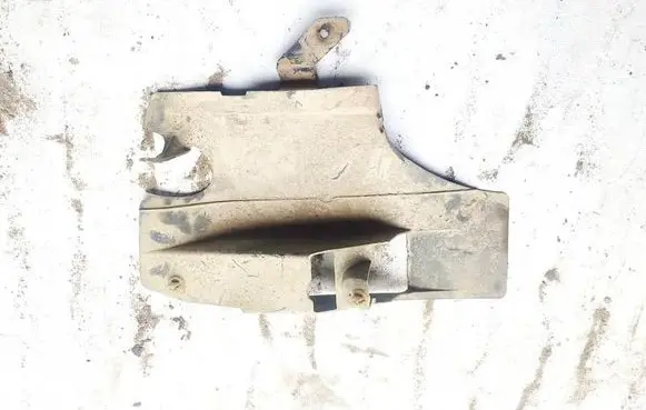 Ford Focus C-MAX Engine splash shield/under tray