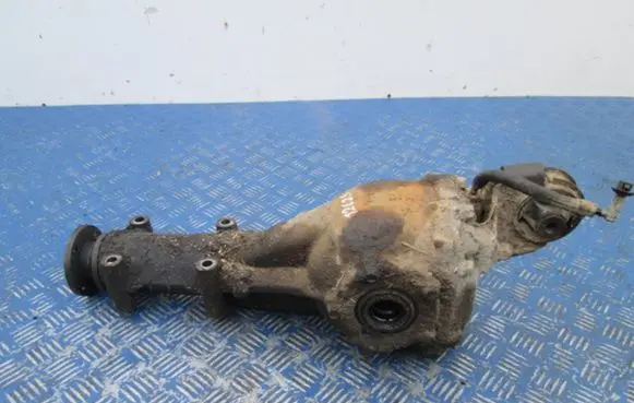 Nissan Sunny Rear differential