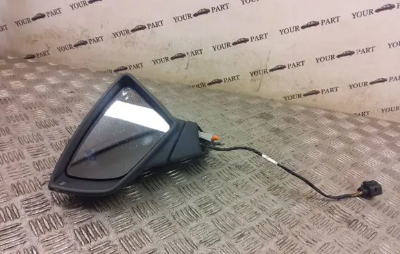 Seat Arona Front door electric wing mirror 21996165FM