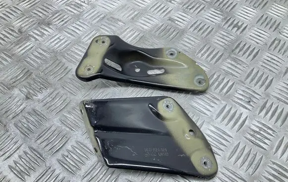 Skoda Yeti (5L) Fender mounting bracket 5L0821141 1Z0810679D