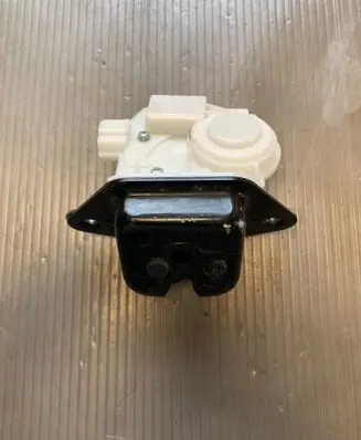 Honda CR-V Tailgate/trunk/boot lock/catch/latch 40212