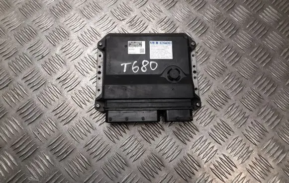 Toyota Prius+ (ZVW40) Engine control unit/module 8966147620
