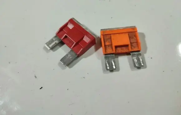Audi A6 S6 C5 4B Fuse 