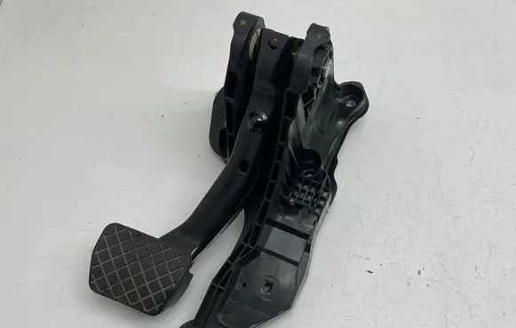 Volkswagen ID.5 Brake pedal 1EB723058H