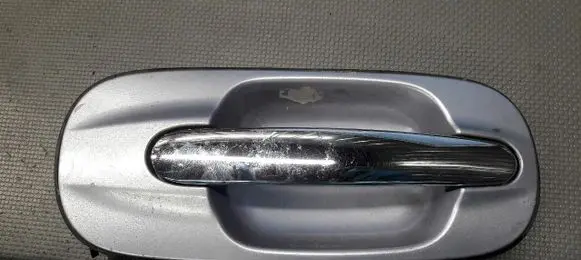 Hyundai Trajet Rear door exterior handle
