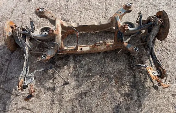 Volvo V70 Rear subframe 