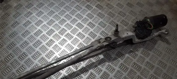 Ford Focus Front wiper linkage and motor
