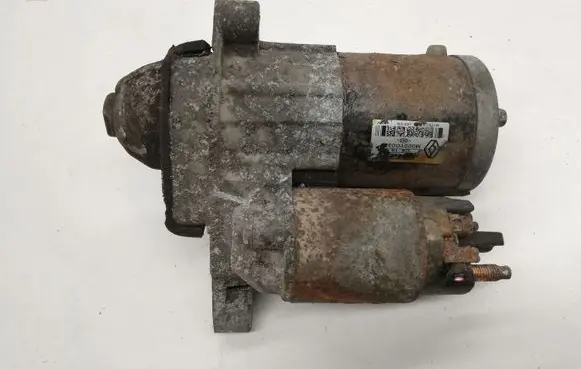 Nissan Juke I F15 Starter motor 233006867R