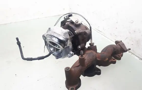 Skoda Yeti (5L) Turbo 03L253056A 03L906088AP