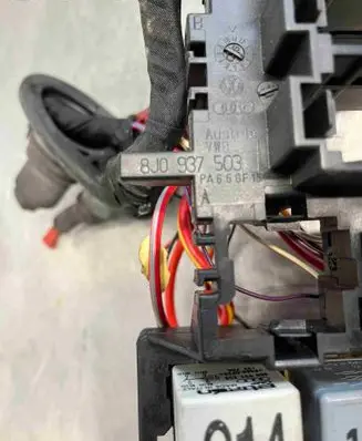 Audi TT TTS Mk2 Fuse box set 8j937503