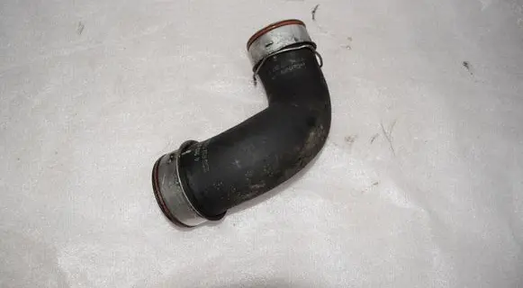 Mercedes-Benz C W203 Intercooler hose/pipe A2035280482
