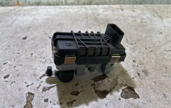 Peugeot 607 Turbo charger electric actuator 6NW008412