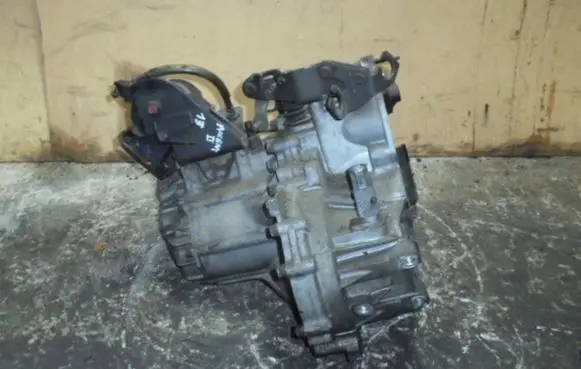 Hyundai Accent Manual 4 speed gearbox HY2073