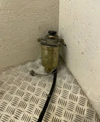 Toyota Avensis T220 Fuel filter 