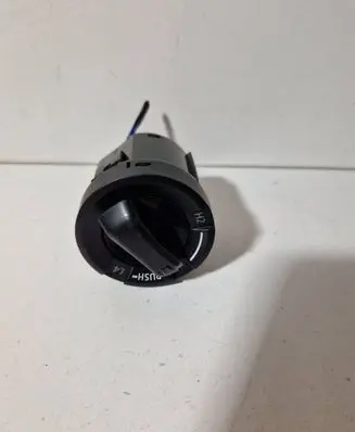 Toyota Hilux (AN120, AN130) Light switch M57269