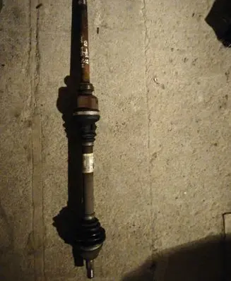 Peugeot 5008 Front driveshaft