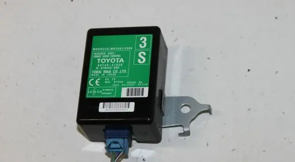 Toyota Prius (XW30) Other control units/modules 8974047030