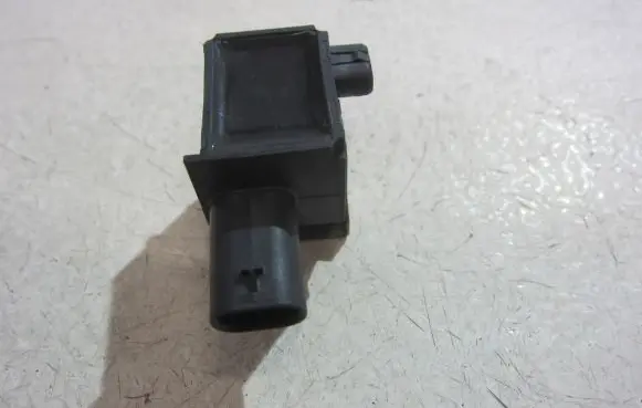 BMW 5 F10 F11 Airbag deployment crash/impact sensor