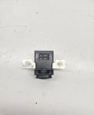 Audi Q5 SQ5 8R Battery relay fuse 4F0915519
