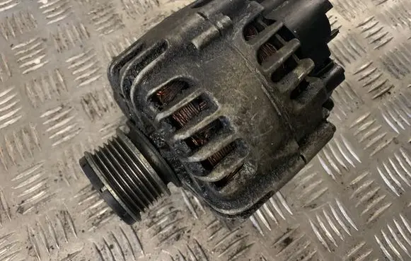 Renault Megane III Generator/alternator 2606288A