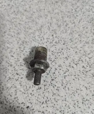 BMW 5 E39 Nuts/bolts 11121738608
