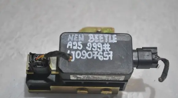 Volkswagen New Beetle ESP acceleration yaw rate sensor 1J0907657 10098004102 1J1907637