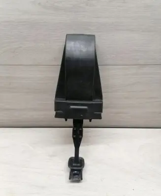 BMW 5 G30 G31 Rear door check strap stopper 7440352