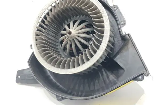 Volkswagen Polo V 6R Heater fan/blower