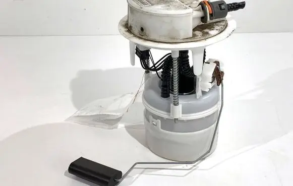 Peugeot 308 In-tank fuel pump 9674699980