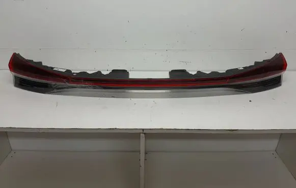 Audi Q4 e-tron Tailgate rear/tail lights 89A945095G
