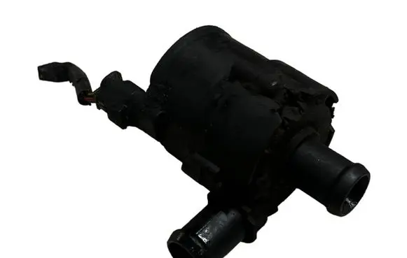 Volkswagen Golf VII Electric auxiliary coolant/water pump 5G0965567 0392023209 5G0965561