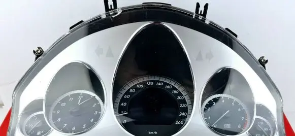 Mercedes-Benz E W212 Speedometer (instrument cluster) A2129005703
