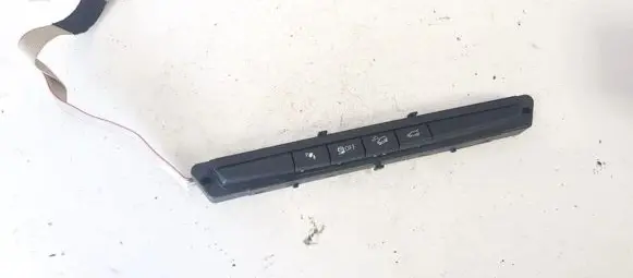 Traction control (ASR) switch