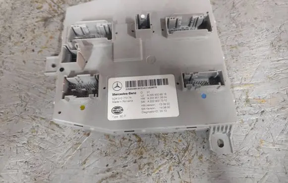 Mercedes-Benz C W205 SAM control unit A2059006818 A2229027310