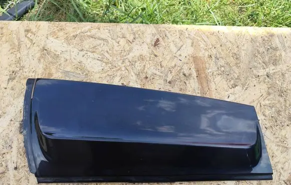 Mini Cooper Countryman R60 Rear side glass trim 9801548