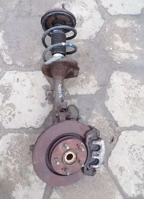 Peugeot 4007 Front wheel hub spindle knuckle