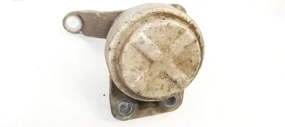 Ford Mondeo MK IV Engine mount bracket 