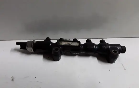 Mazda 3 I Fuel main line pipe 9648580880