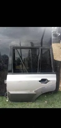 Hyundai Terracan Rear door