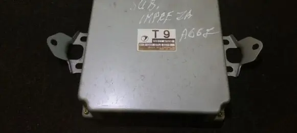 Subaru Impreza II Engine control unit/module 22611af632